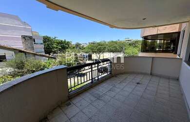 Imagem: O apartamento possui 2 Dormitórios, 2 Banheiros, 2 Vagas na