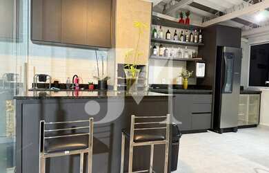 Imagem: A casa em condomínio possui 3 Dormitórios, 2 Banheiros, 3