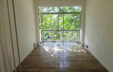 Imagem: O apartamento à venda possui 3 Dormitórios, 2 Banheiros, 1