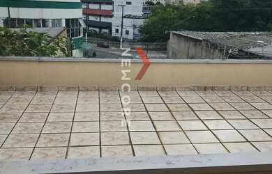 Imagem: A casa possui 4 Dormitórios, 4 Banheiros, 3 Vagas na garagem