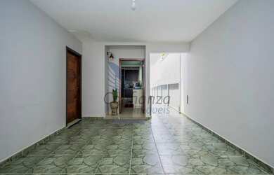 Imagem 2: Casa com 3 quartos e amplo terreno a venda no Barreirinha