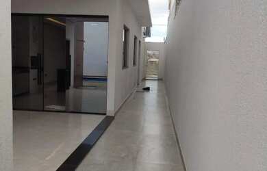 Imagem 2: Casa à venda em Condomínio Pampulha Tênnis com 3 suíte(s) e 2 vaga(s