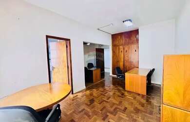 Imagem: O depósito possui 44m² de Área e está localizado em Centro