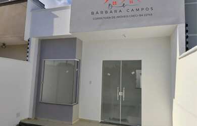 Imagem: A casa possui 2 Dormitórios, 2 Banheiros, 2 Vagas na garagem