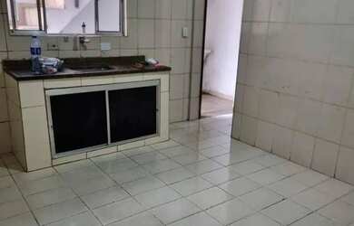 Imagem: A casa possui 2 Dormitórios, 2 Banheiros e 156m² de Área