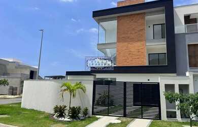 Imagem: A casa em condomínio possui 3 Dormitórios, 4 Banheiros, 2