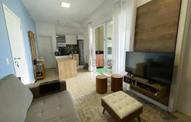 Imagem: O apartamento possui 1 Dormitório, 1 Banheiro, 1 Vaga na garagem