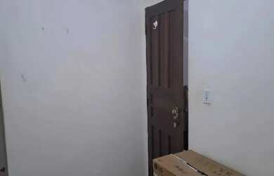 Imagem: A casa possui 1 Dormitório, 1 Banheiro e 150m² de Área e