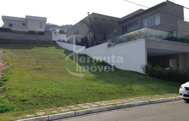 Imagem: O terreno possui 517m² de Área, Imóvel novo e está localizado