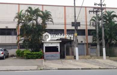 Imagem: O depósito possui 4.000m² de Área e está localizado em