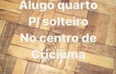 Imagem: O quarto possui Ar-condicionado, Guarda roupa e está localizado