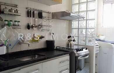 Imagem: O apartamento possui 3 Dormitórios, 2 Banheiros, 2 Vagas na