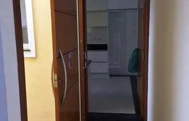 Imagem: A casa para alugar possui 2 Dormitórios, 3 Banheiros, 1 Vaga