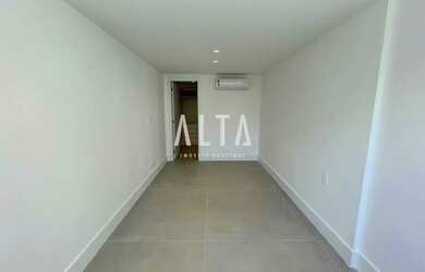 Imagem 16: ALTA Imóveis Boutique vende ou aluga Cobertura com reforma atual e cheiro...