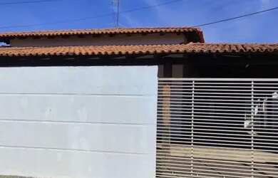 Imagem: A casa em condomínio possui 3 Dormitórios, 4 Banheiros, 5