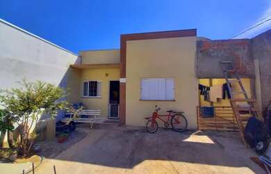 Imagem: A casa em condomínio possui 2 Dormitórios, 1 Banheiro, 1 Vaga