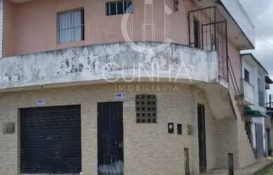 Imagem: A casa possui 2 Dormitórios, 1 Banheiro, 1 Vaga na garagem