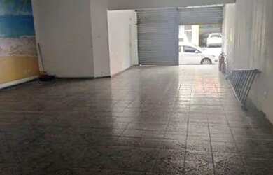 Imagem: O depósito possui 120m² de Área e está localizado em Centro