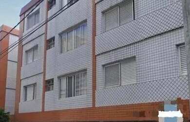 Imagem: O apartamento possui 1 Dormitório, 1 Banheiro, 1 Vaga na garagem