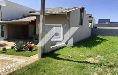 Imagem: O terreno possui 250m² de Área e está localizado em Parque