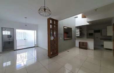 Imagem: O apartamento possui 2 Dormitórios, 3 Banheiros, 1 Vaga na