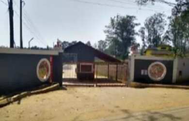 Imagem: A casa possui 5 Dormitórios, 1 Banheiro, 1.598m² de Área