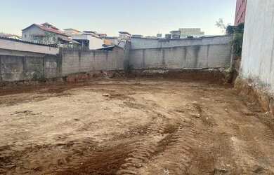 Imagem: O terreno possui 360m² de Área e está localizado em Industrial