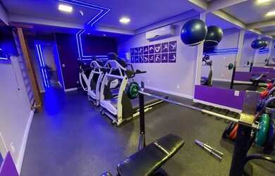 Imagem: A casa possui 3 Dormitórios, 2 Banheiros, 3 Vagas na garagem