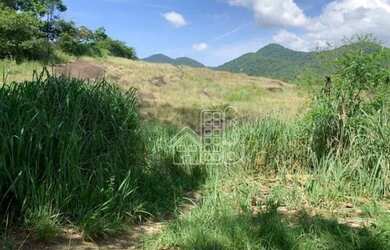 Imagem: O terreno possui 2.000m² de Área e está localizado em Itaocaia