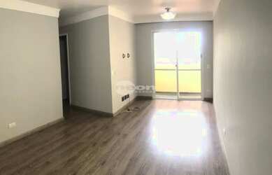 Imagem: O apartamento possui 3 Dormitórios, 1 Banheiro, 1 Vaga na garagem