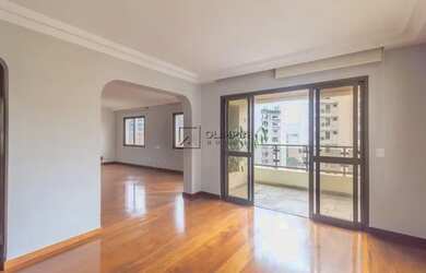 Imagem: O apartamento possui 4 Dormitórios, 4 Banheiros, 3 Vagas na