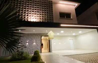 Imagem: A casa em condomínio possui 3 Dormitórios, 3 Banheiros, 4