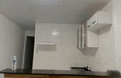 Imagem 2: Aluga-se casa. 1 Vaga na garageme2 Dormitórios