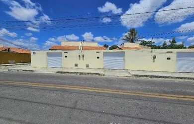 Imagem: A casa possui 2 Dormitórios, 1 Banheiro, 1 Vaga na garagem