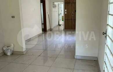 Imagem 3: Casa para aluguel, 3 quartos, 1 suíte, 5 vagas, MARTINS - UBERLANDIA/MG