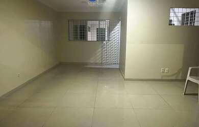 Imagem 6: Casa à Venda no Engenho do Meio Recife/PE Próxima ao Colégio Militar...