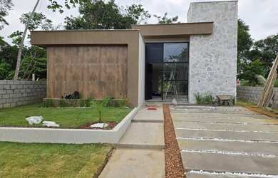 Imagem: A casa em condomínio possui 3 Dormitórios, 3 Banheiros, 4