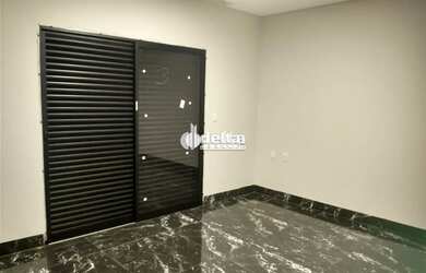 Imagem 9: Casa no condomínio Terras Alpha disponível para venda em Uberlândia...