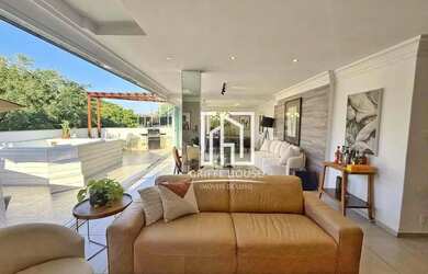 Imagem: O apartamento na cobertura possui 4 Dormitórios, 4 Banheiros