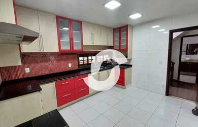 Imagem: A casa em condomínio possui 3 Dormitórios, 3 Banheiros, 2