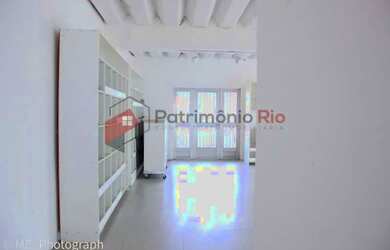 Imagem 9: Ótima casa. Piscina, Churrasqueira, VarandaeÁrea de serviço