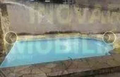 Imagem: A casa em condomínio possui 4 Dormitórios, 4 Banheiros, 1