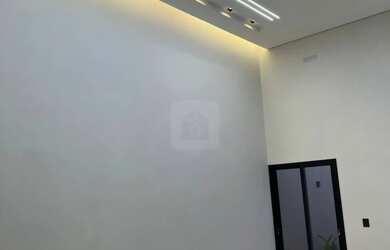 Imagem: A casa em condomínio possui 3 Dormitórios, 4 Banheiros, 4