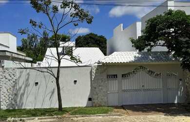 Imagem: Mansão maravilhosa (680mil) entrada 50 rest. A combinar