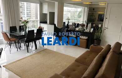 Imagem: O apartamento possui 3 Dormitórios, 3 Banheiros, 2 Vagas na