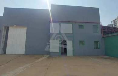 Imagem: O depósito possui 5 Vagas na garagem, 1.000m² de Área e