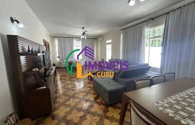 Imagem: A casa possui 4 Dormitórios, 4 Banheiros, 3 Vagas na garagem