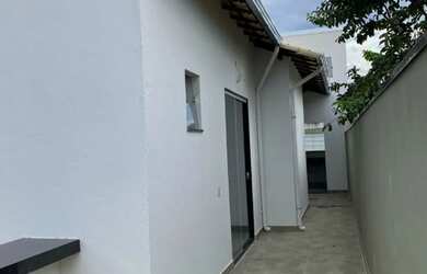 Imagem: CASA À VENDA - 2 QUARTOS