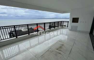 Imagem: O apartamento possui 4 Dormitórios, 5 Banheiros, 3 Vagas na