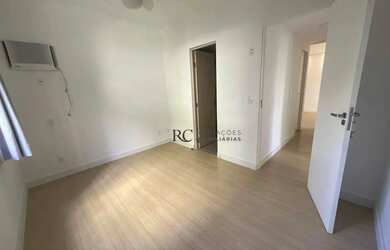 Imagem: O apartamento possui 3 Dormitórios, 2 Banheiros, 1 Vaga na